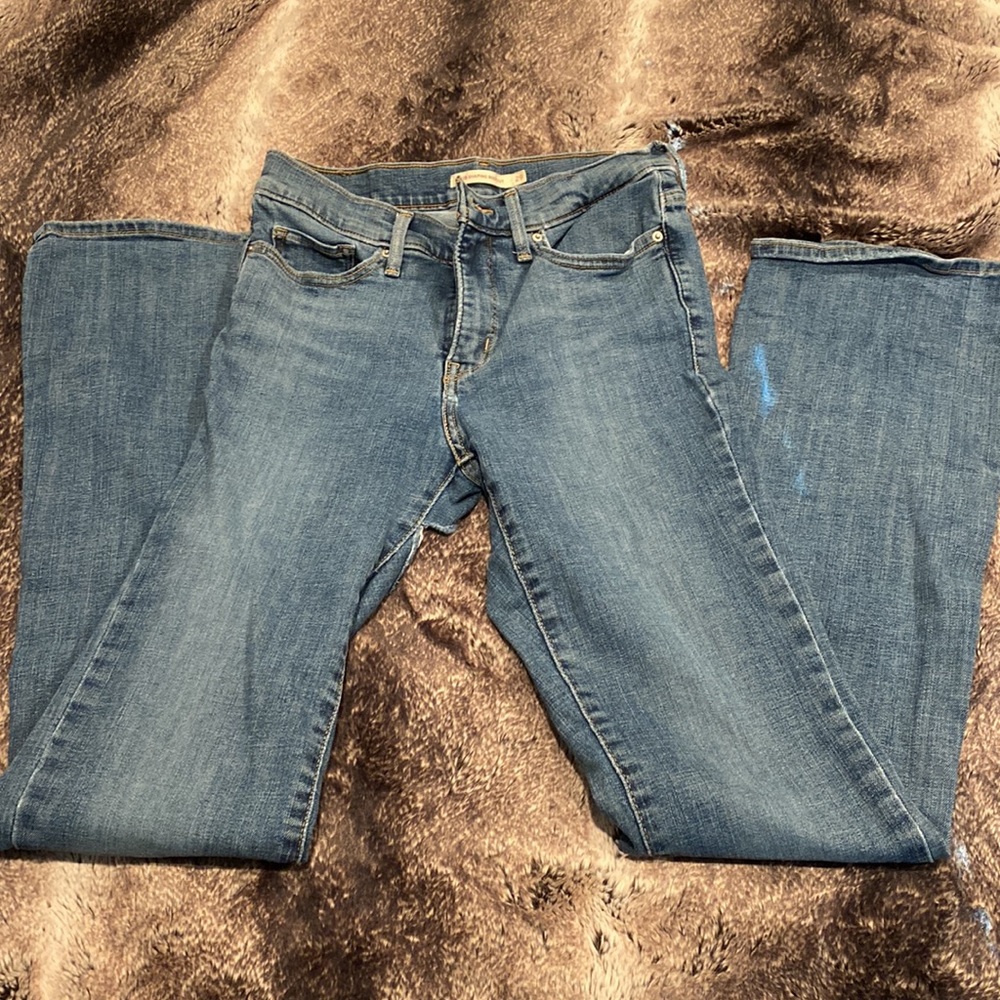 Leviβs - Picture 2 of 5